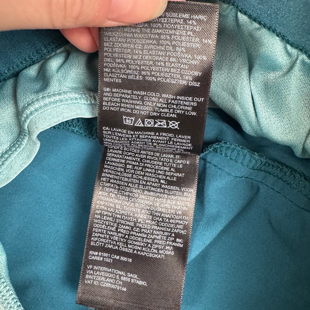The North Face Women’s Wander Running Shorts XL Blue Colorblock Quick Dry - Picture 6 of 7